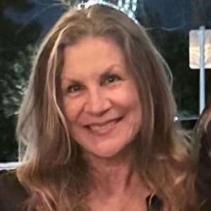 Stacie Dawes