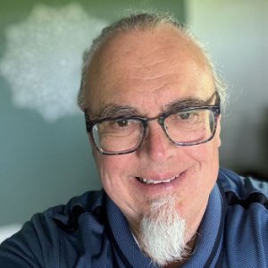 Arlen Carey