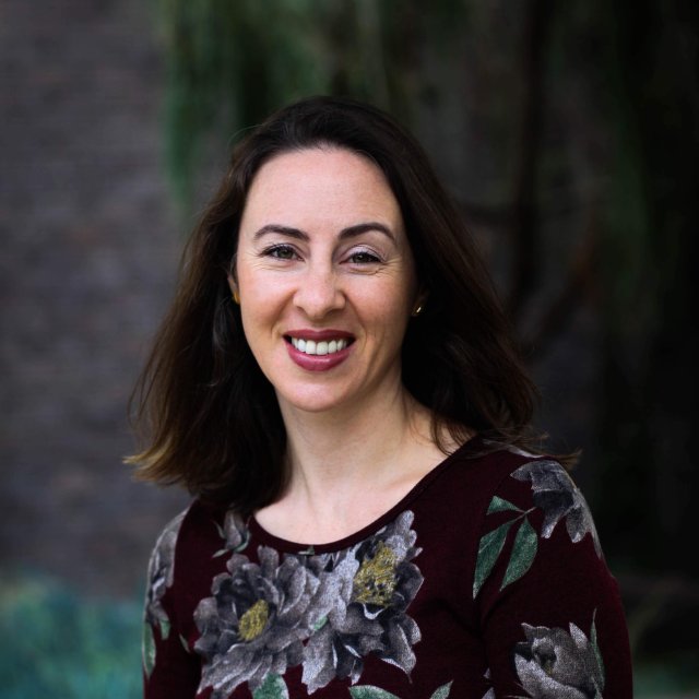 Dr. Anna Yam