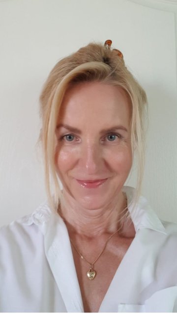 Christi Schierozek