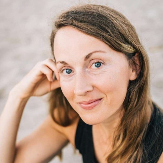 Amanda Ward