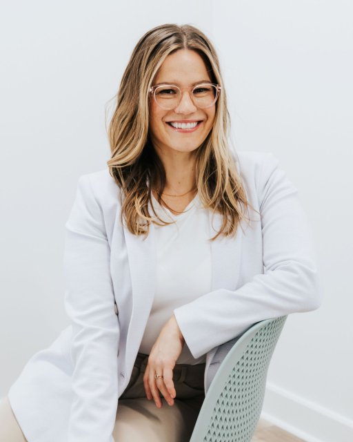 Dr. Laura Meihofer