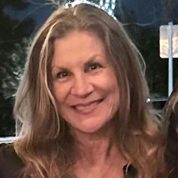 Stacie Dawes