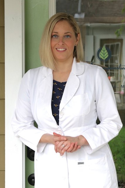 Vassa Leah Mock