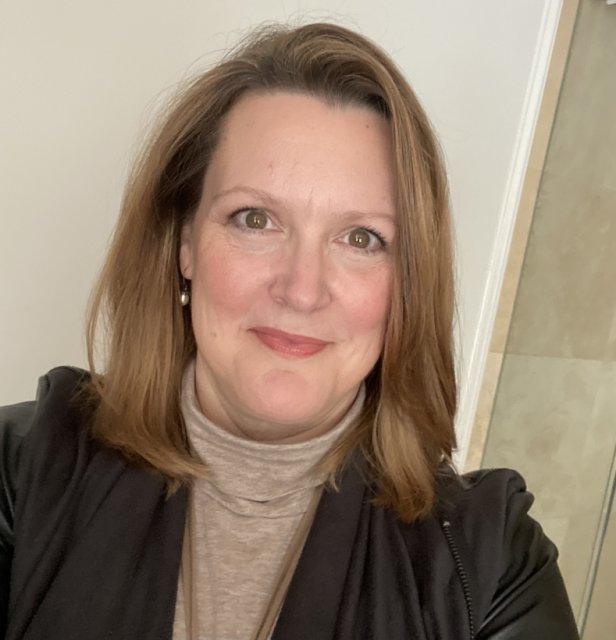 Dannette Kallay