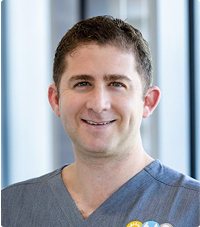 Dr. Elan Schrier