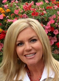 Lynda Bess